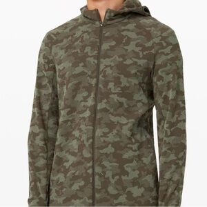 LULULEMON Men’s Surge Camo Jacket